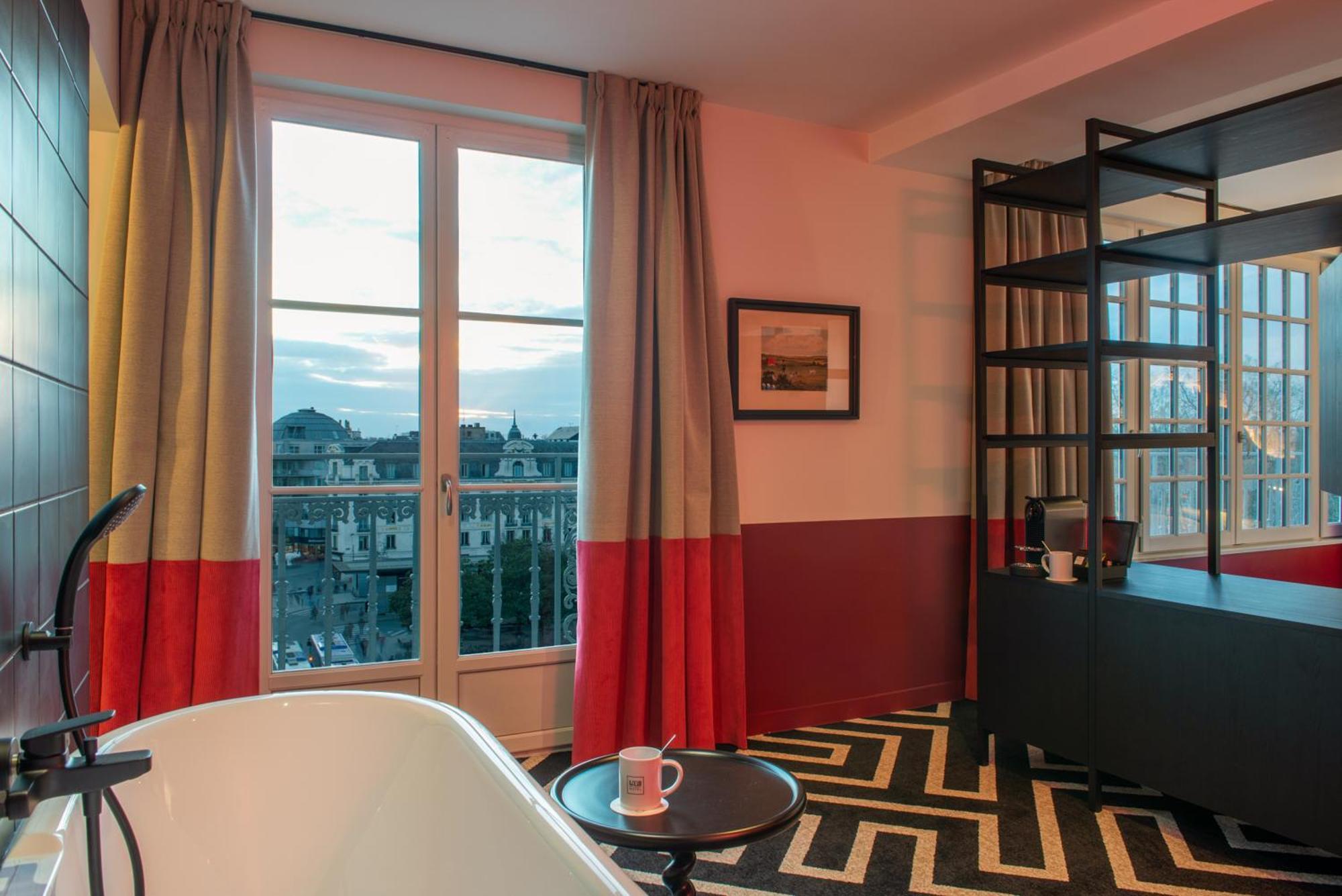 Labe Hotel Tours Centre Gare Bagian luar foto