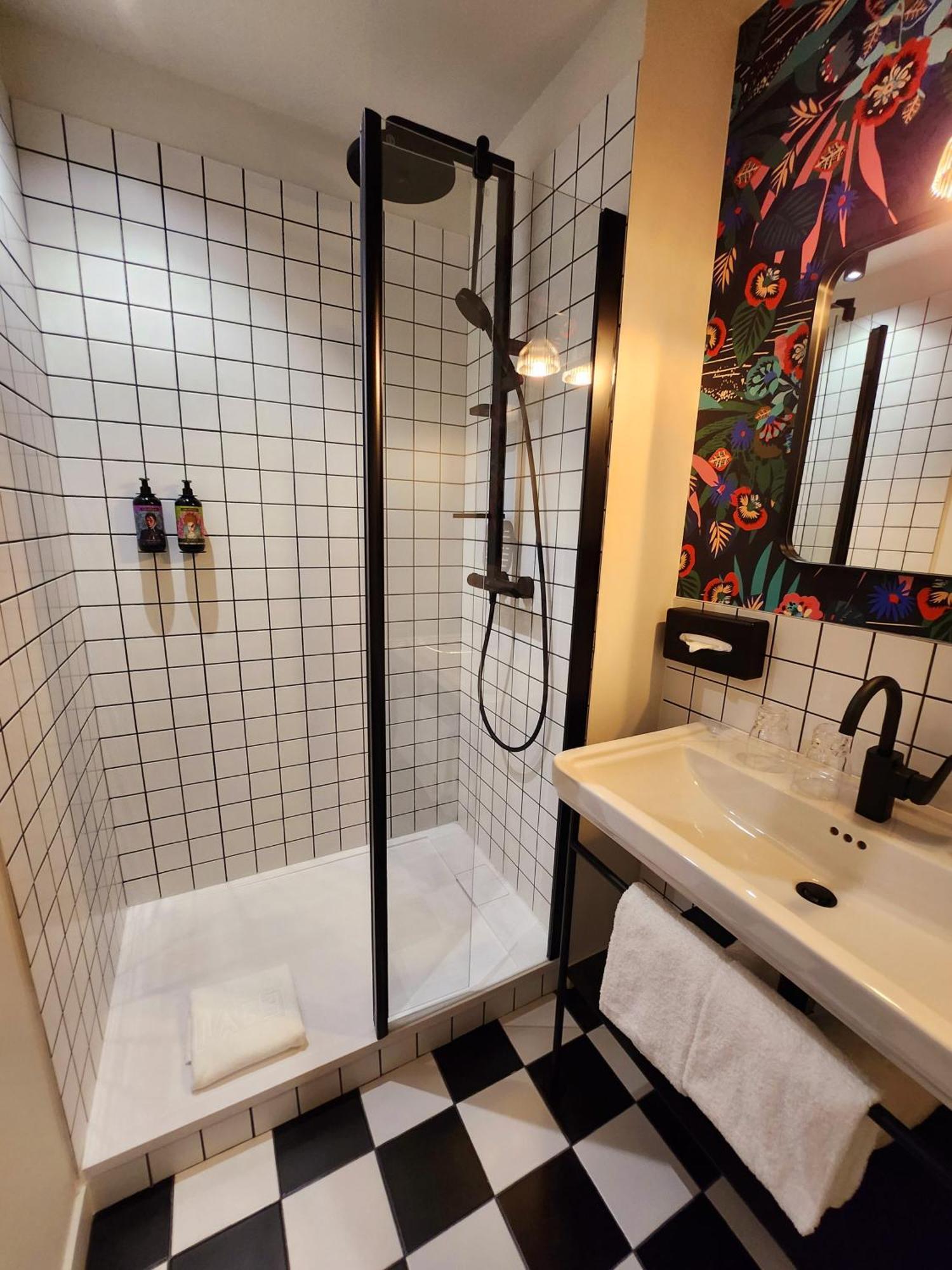 Labe Hotel Tours Centre Gare Bagian luar foto