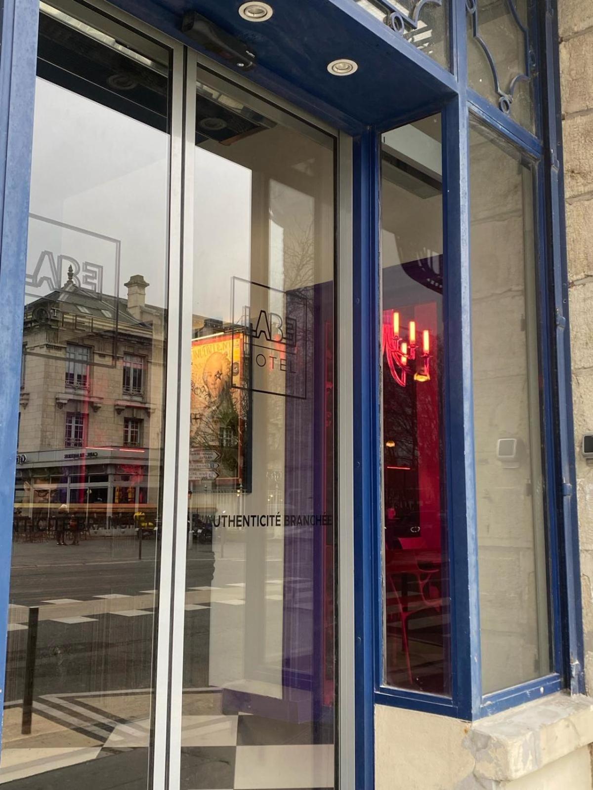 Labe Hotel Tours Centre Gare Bagian luar foto